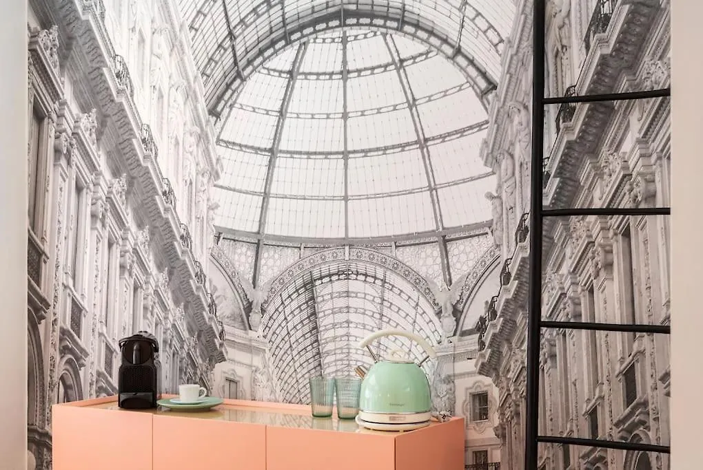Amazing Apartment In Duomo Mediolan 0*,